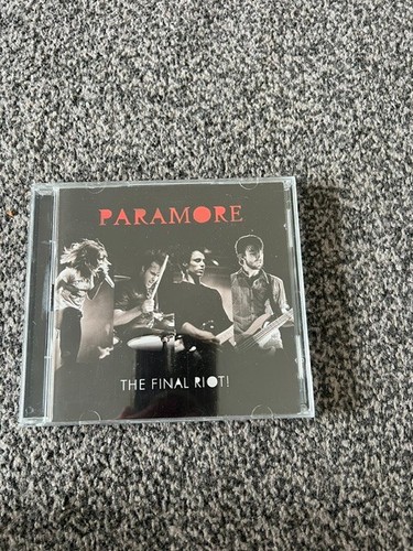 Paramore the final riot - paramore,