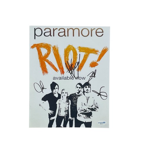 Paramore band firmata riot - paramore,