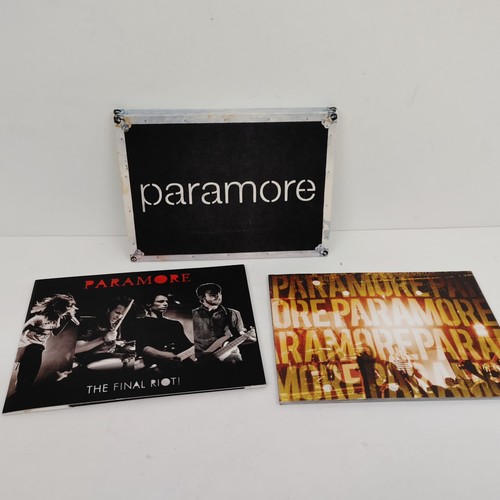Paramore road case the final - road,