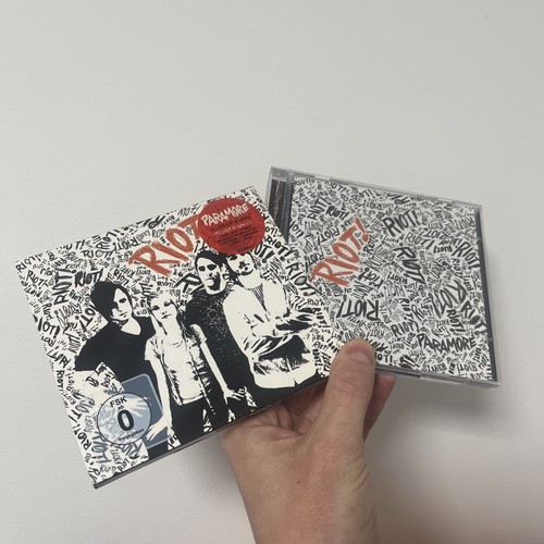 Paramore riot cd dvd - cd, &