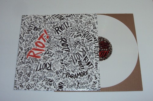 Paramore riot vinyl white - paramore,