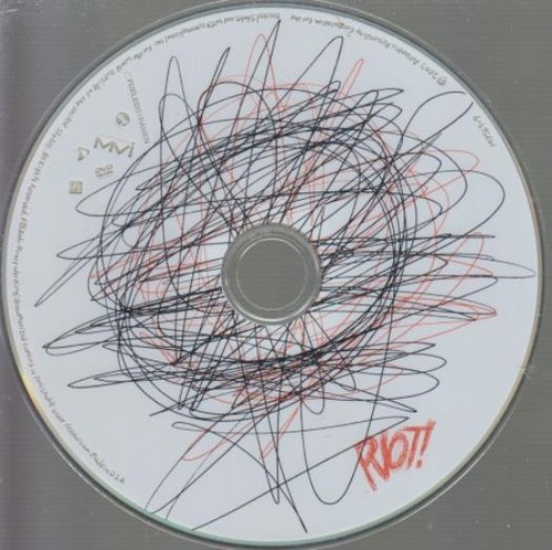 Paramore riot track dvd - riot!,